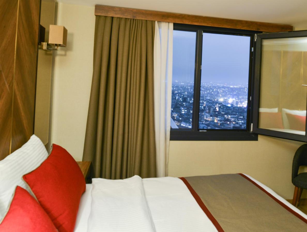 Celine Hotel Taxim Istanbul Bagian luar foto