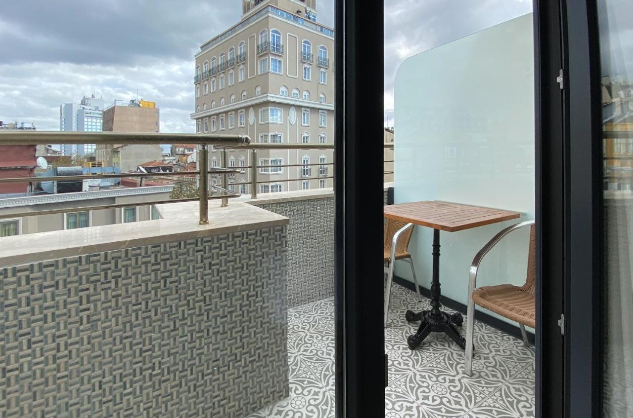 Celine Hotel Taxim Istanbul Bagian luar foto